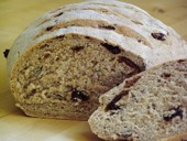 Keny�r t�kmaggal �s sz�r�tott paradicsommal