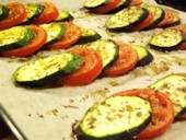 Mediterr�n s�lt cukkini �s paradicsom