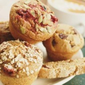 Sajtos-bazsalikomos muffin